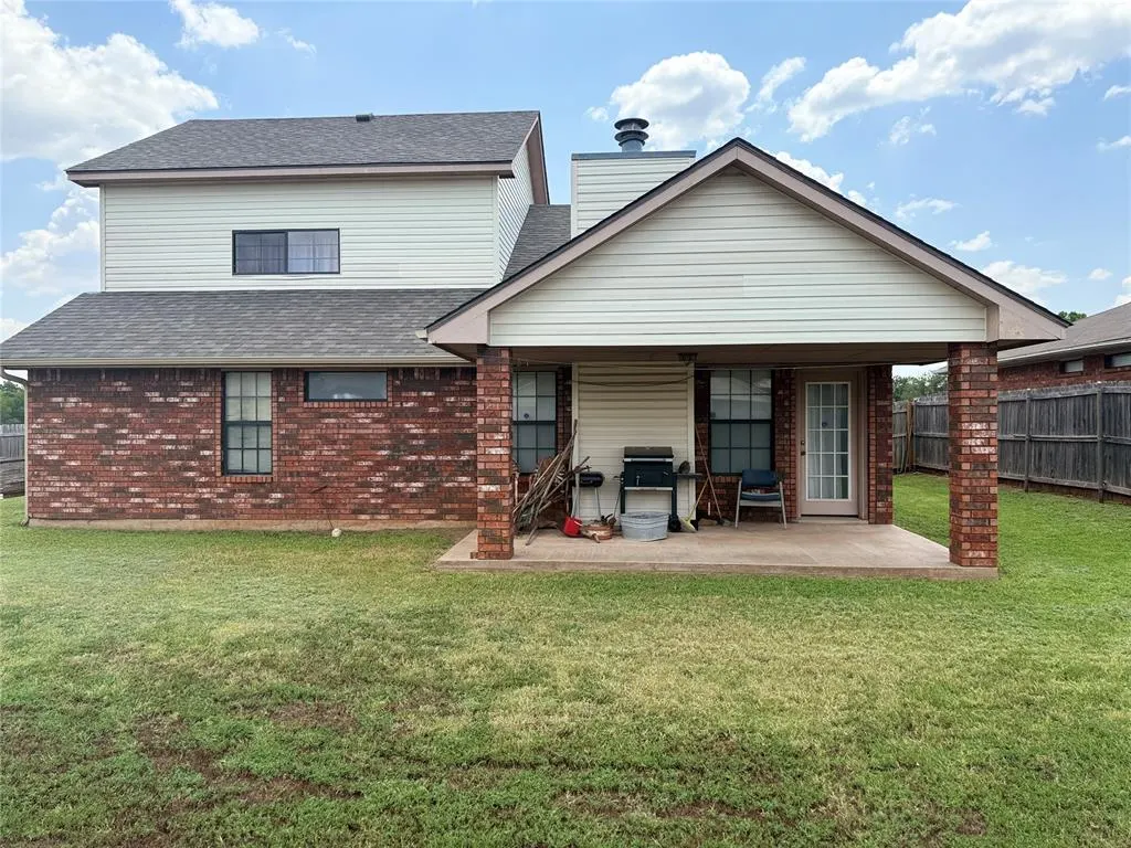 Photo 13 — 1628 SE HILLCREST Avenue, Lawton, OK 73501