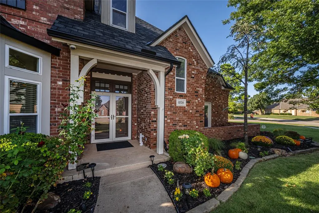 Photo 4 — 12725 Cobblestone Parkway, Oklahoma City, OK 73142
