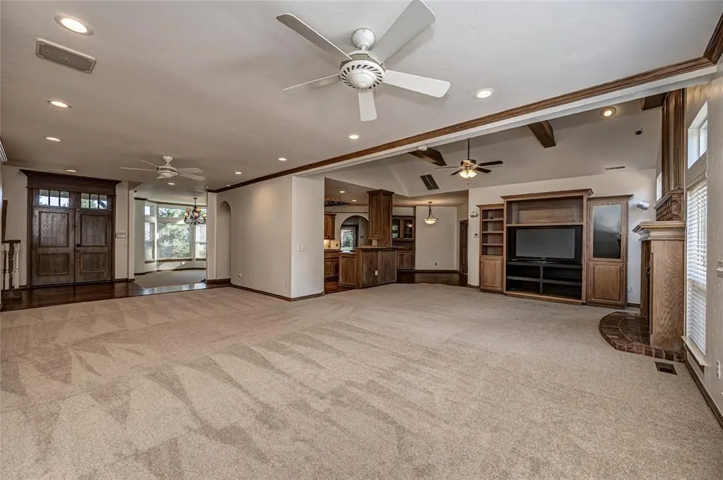 Photo 8 — 12725 Cobblestone Parkway, Oklahoma City, OK 73142