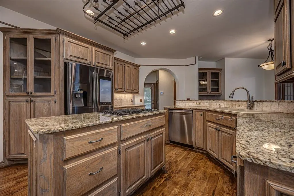 Photo 11 — 12725 Cobblestone Parkway, Oklahoma City, OK 73142