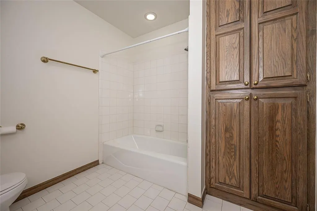 Photo 31 — 12725 Cobblestone Parkway, Oklahoma City, OK 73142