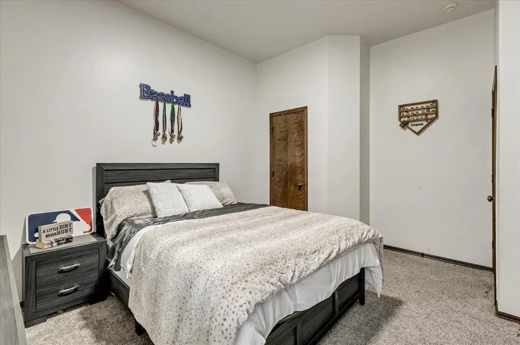 Photo 28 — 11913 Gwendolyn Lane, Oklahoma City, OK 73131