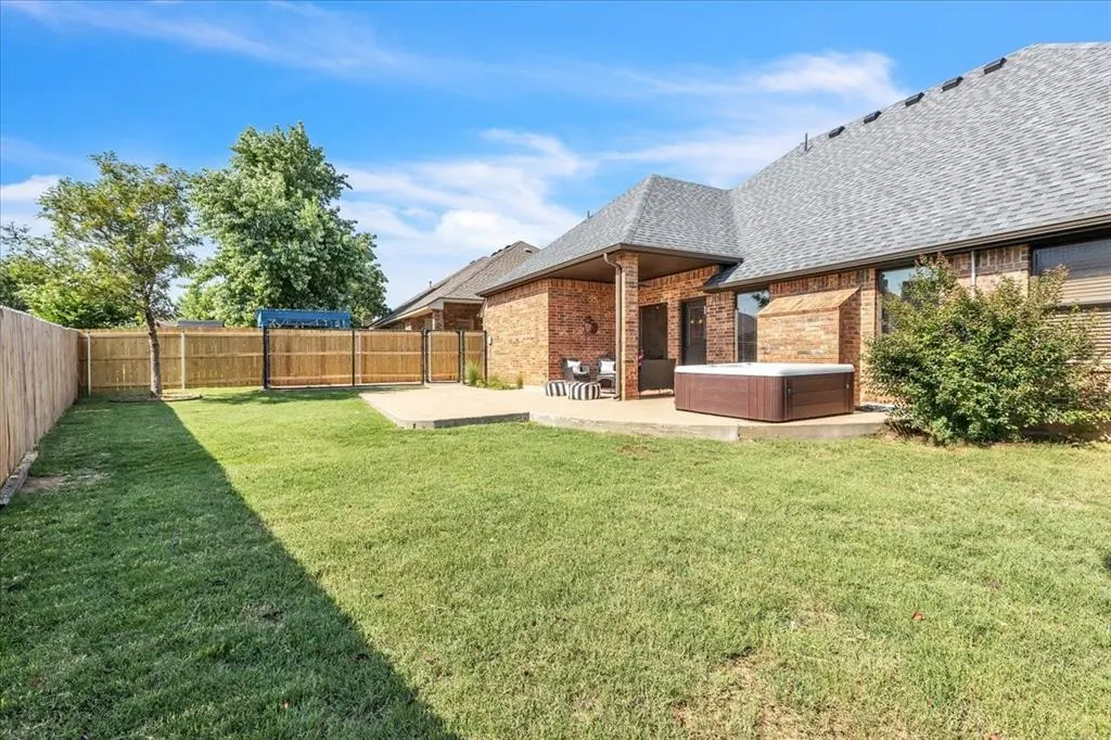 Photo 37 — 11913 Gwendolyn Lane, Oklahoma City, OK 73131