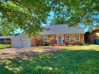 Sold home at 442 NW 43rd Street
