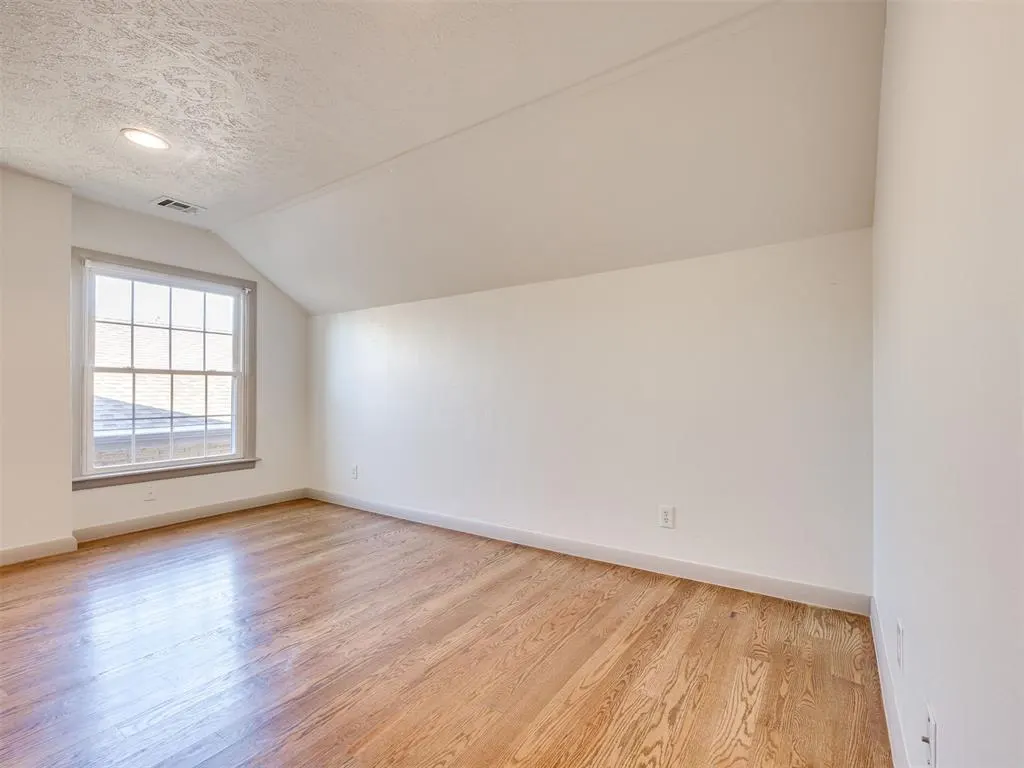 Photo 29 — 442 NW 43rd Street, Oklahoma City, OK 73118