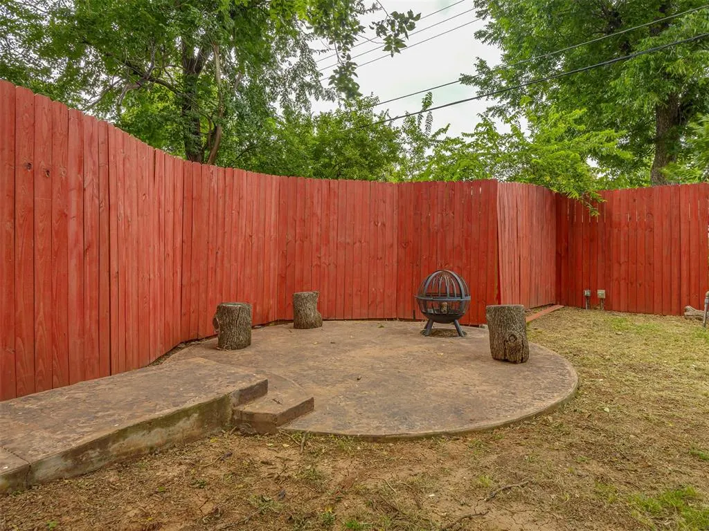 Photo 10 — 2525 NW 35th Street, Oklahoma City, OK 73112