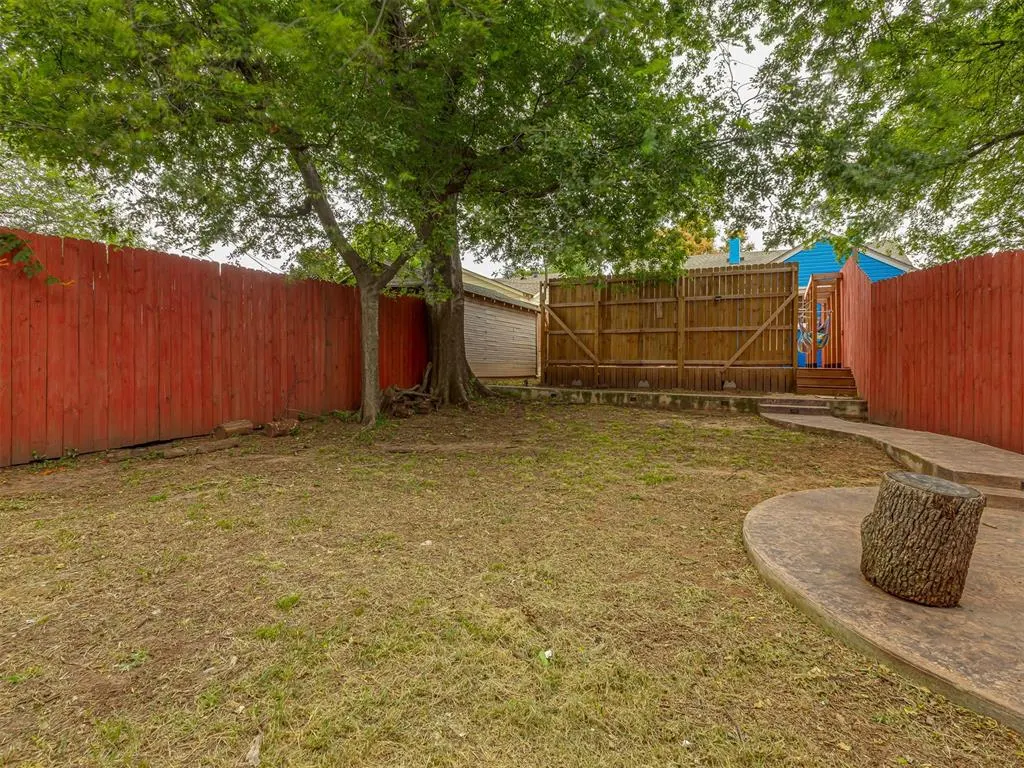 Photo 11 — 2525 NW 35th Street, Oklahoma City, OK 73112