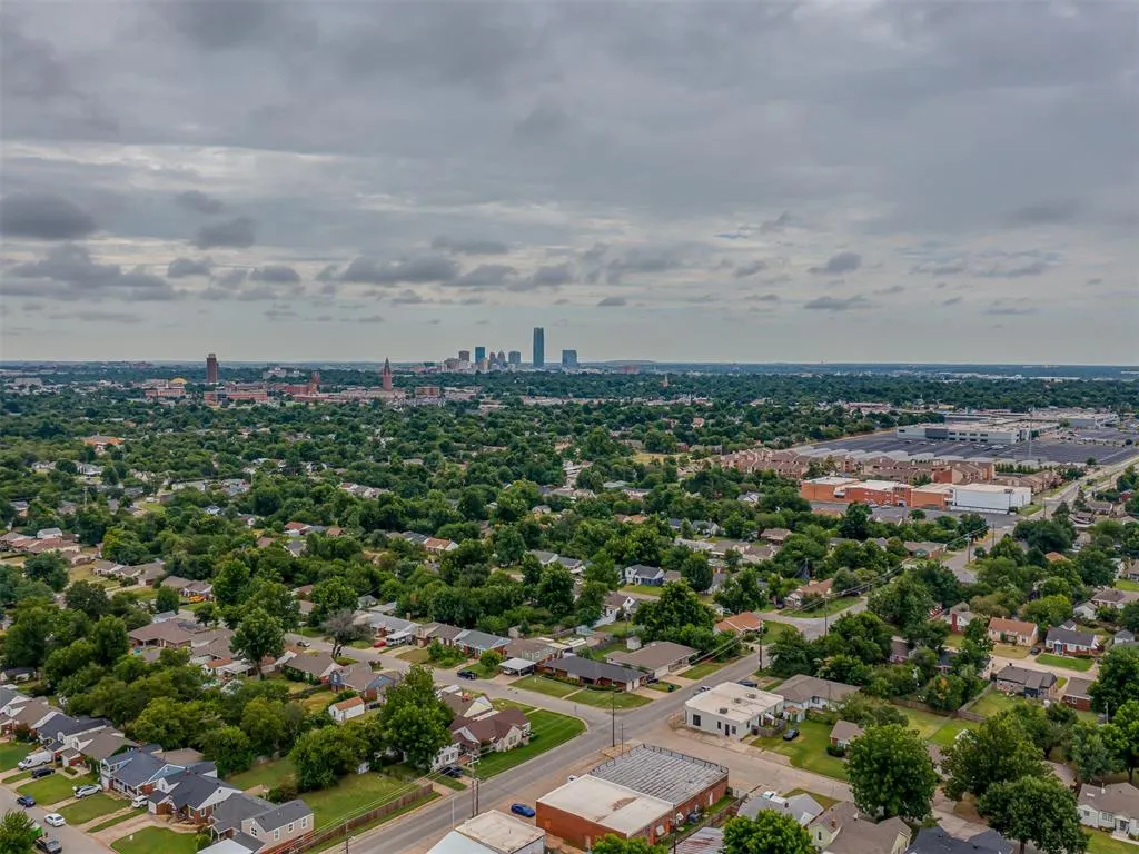 Photo 14 — 2525 NW 35th Street, Oklahoma City, OK 73112