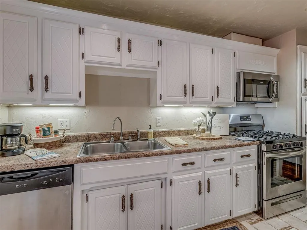 Photo 20 — 2525 NW 35th Street, Oklahoma City, OK 73112