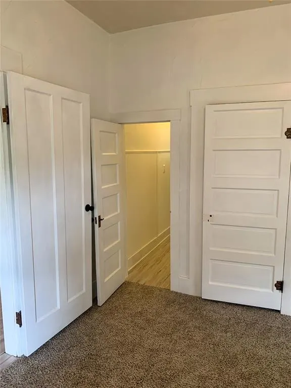 Photo 14 — 303 W Conklin Avenue, Sparks, OK 74869