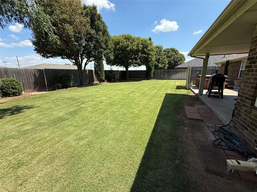 Photo 19 — 2211 Berry, Weatherford, OK 73096