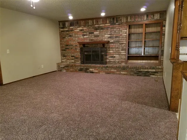 Photo 2 — 10313 Elk Canyon Road, Oklahoma City, OK 73162