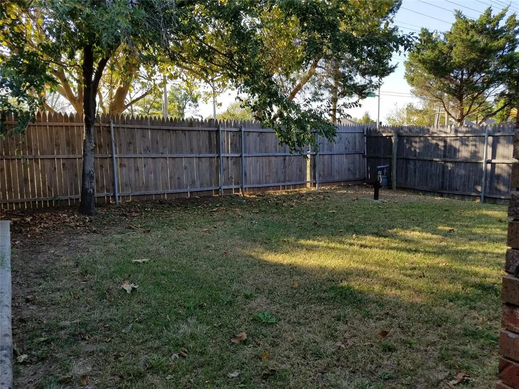 Photo 4 — 10313 Elk Canyon Road, Oklahoma City, OK 73162