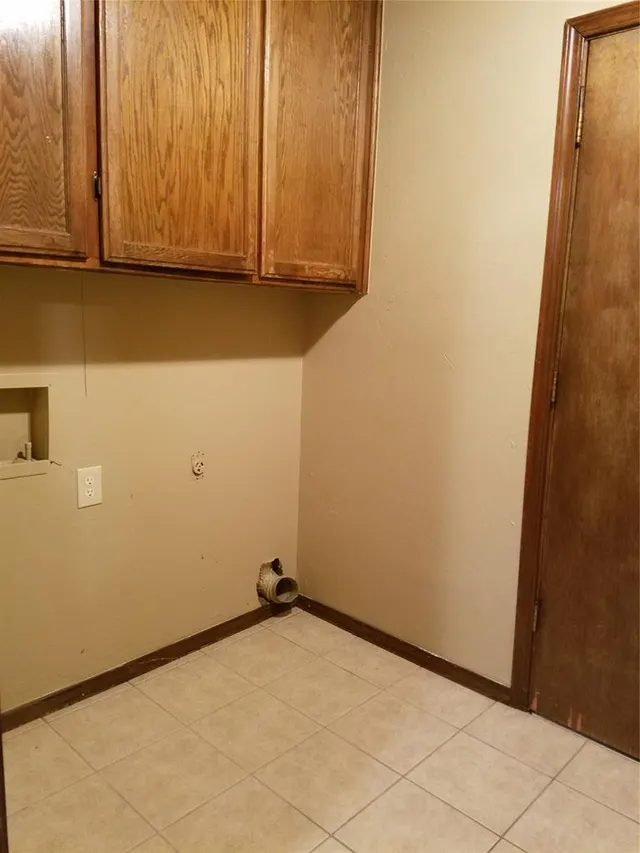 Photo 8 — 10313 Elk Canyon Road, Oklahoma City, OK 73162