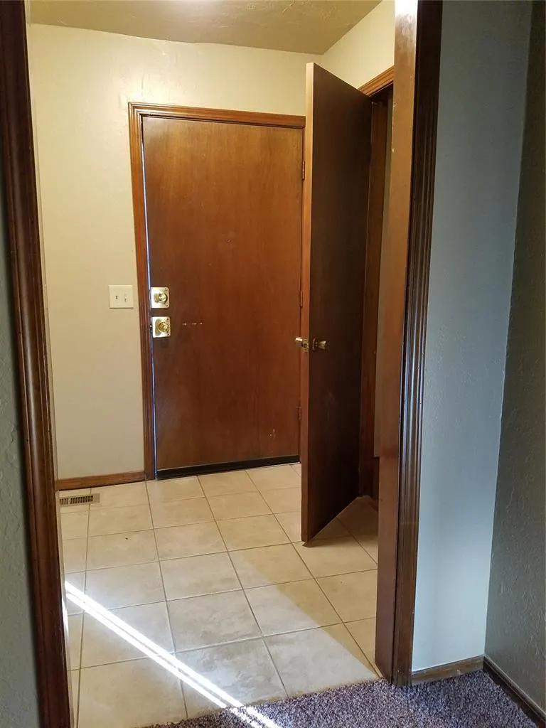 Photo 17 — 10313 Elk Canyon Road, Oklahoma City, OK 73162