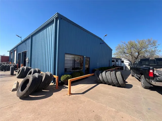 Photo 2 — 5105 S Eastern Avenue, Oklahoma City, OK 73129