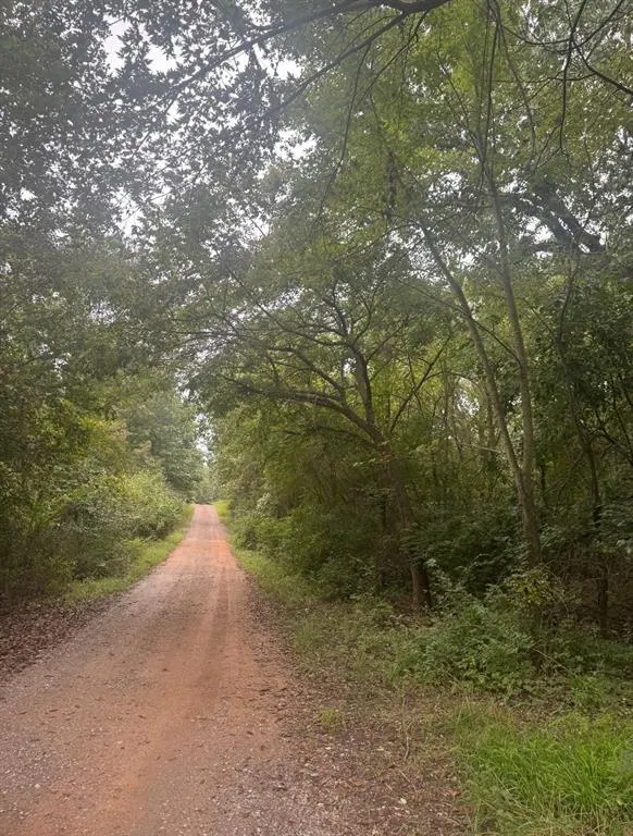 Photo 2 — 15 E Comanche Road, Norman, OK 73026