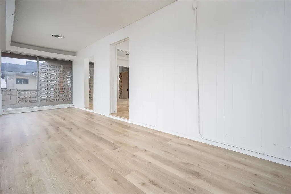 Photo 23 — 230 SW 27th Street, Oklahoma City, OK 73109