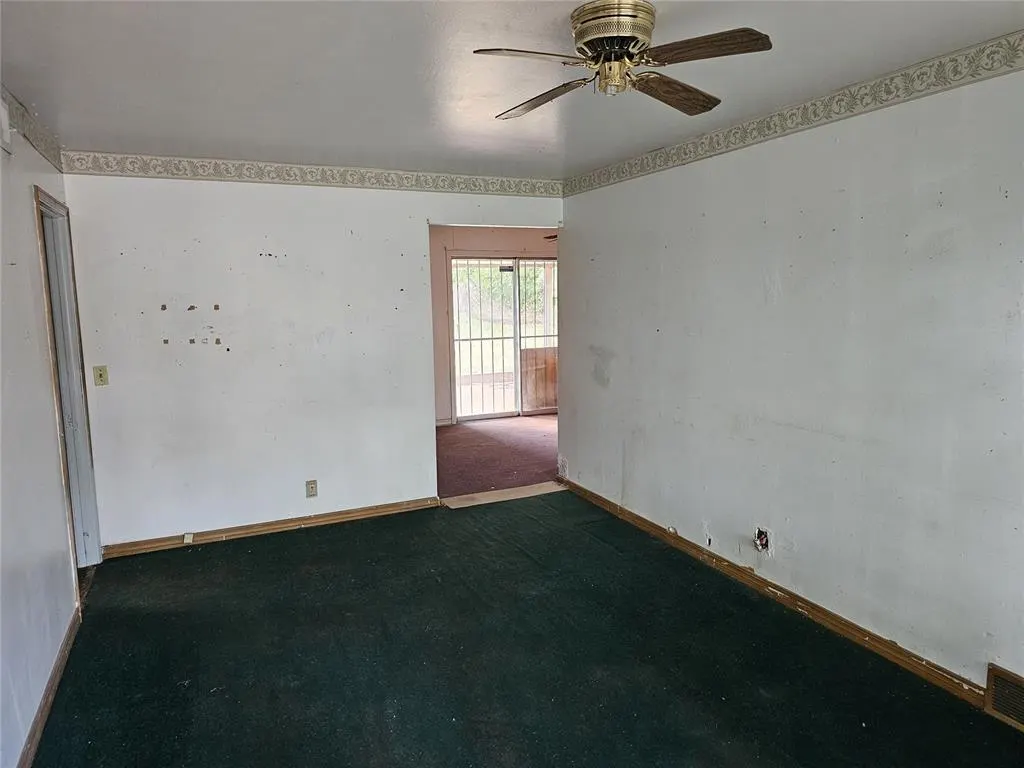 Photo 6 — 713 NE 79th Place, Oklahoma City, OK 73114