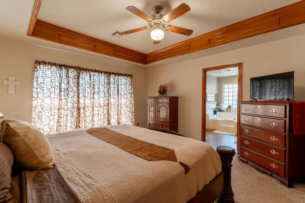 Photo 9 — 207 Westridge Drive, Clinton, OK 73601