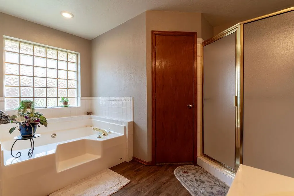 Photo 12 — 207 Westridge Drive, Clinton, OK 73601