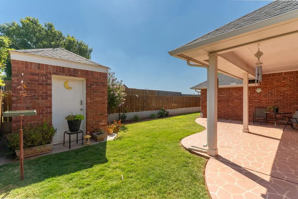 Photo 39 — 207 Westridge Drive, Clinton, OK 73601