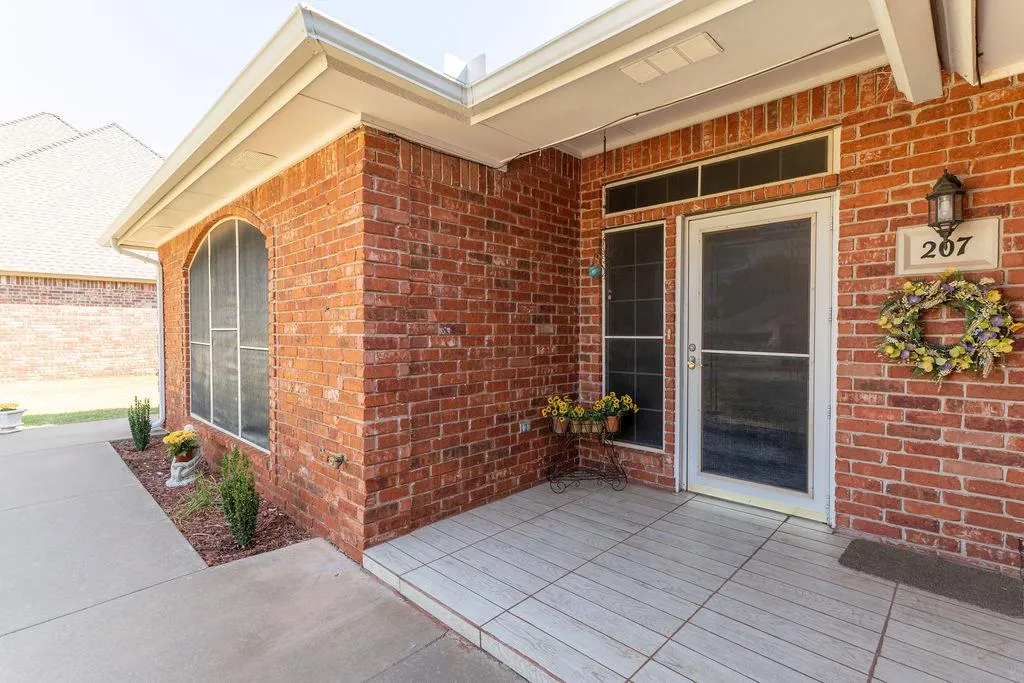 Photo 44 — 207 Westridge Drive, Clinton, OK 73601