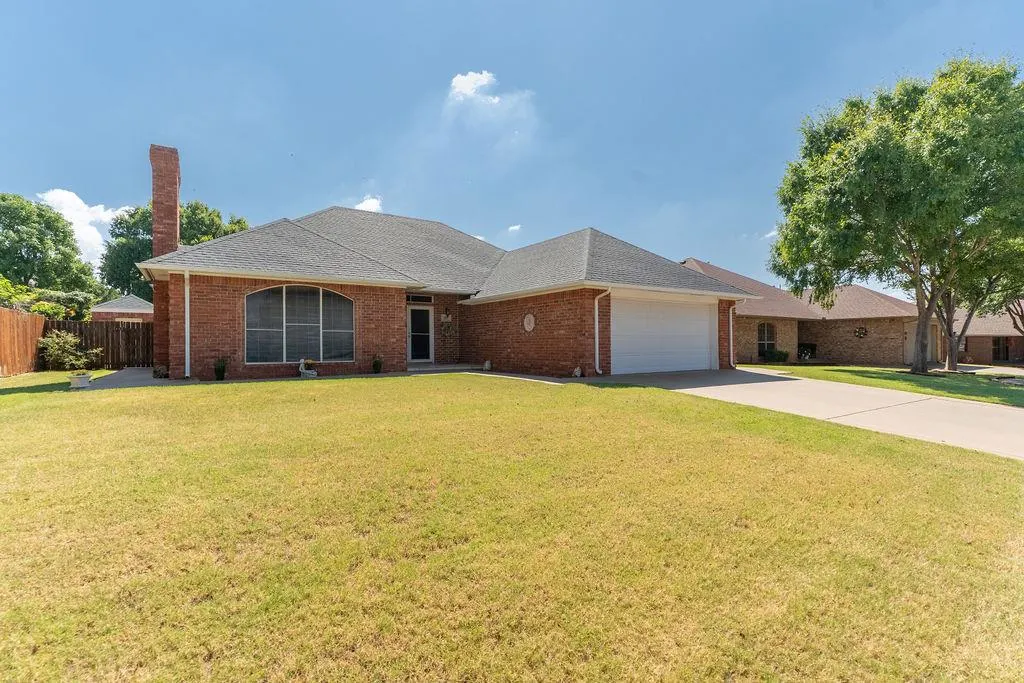 Photo 46 — 207 Westridge Drive, Clinton, OK 73601