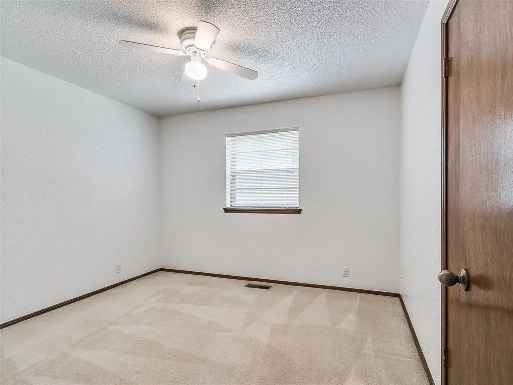 Photo 29 — 6605 WILLOWRIDGE Drive, Oklahoma City, OK 73122