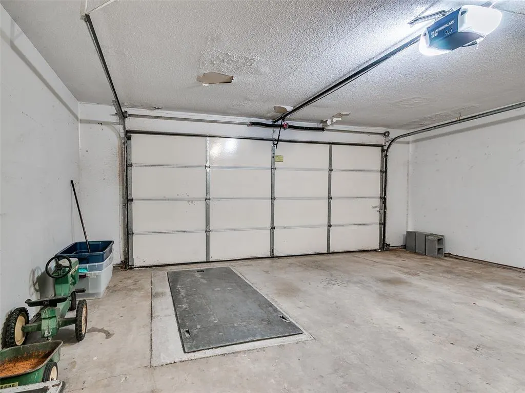 Photo 36 — 6605 WILLOWRIDGE Drive, Oklahoma City, OK 73122