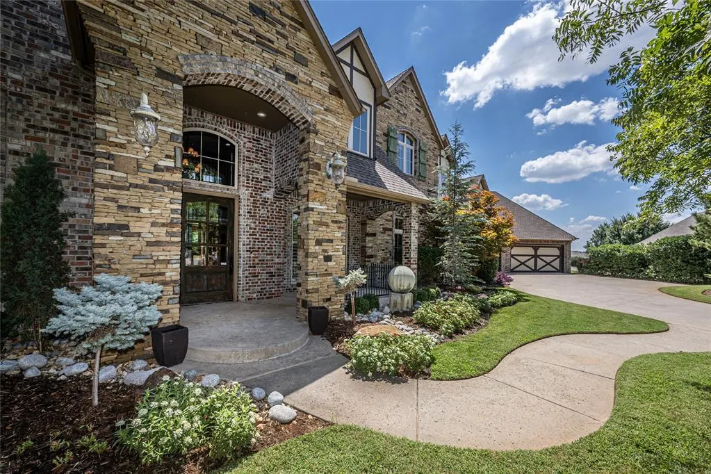 Photo 4 — 13201 Turtle Pond Court, Oklahoma City, OK 73142