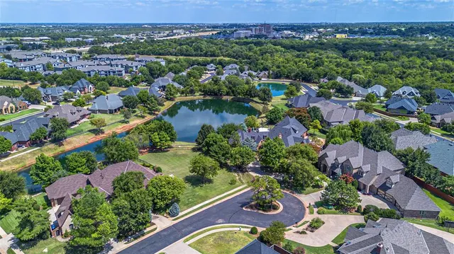 Photo 7 — 13201 Turtle Pond Court, Oklahoma City, OK 73142