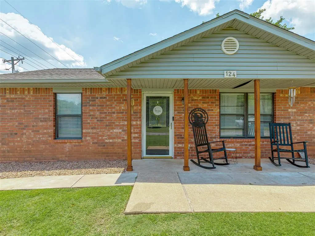 Photo 38 — 124 S 5th Avenue, Stroud, OK 74079