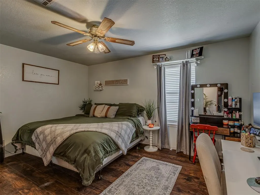 Photo 13 — 124 S 5th Avenue, Stroud, OK 74079