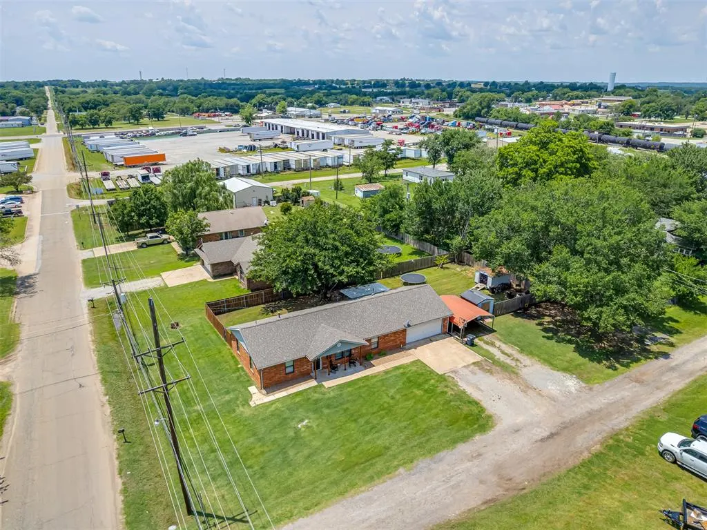 Photo 34 — 124 S 5th Avenue, Stroud, OK 74079