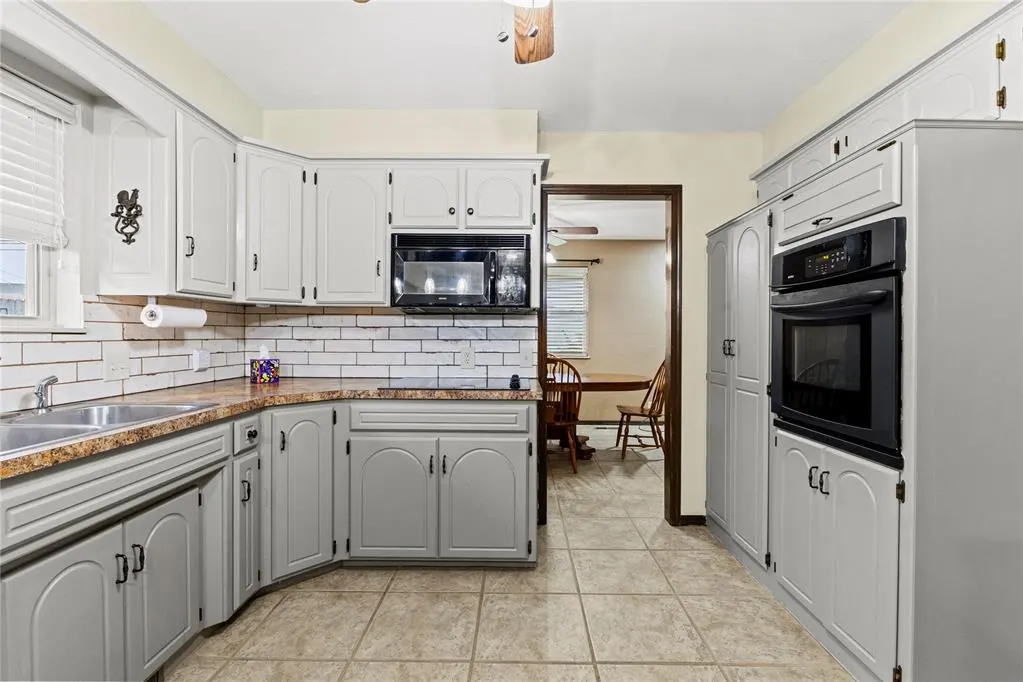 Photo 14 — 1222 E Proctor Avenue, Weatherford, OK 73096