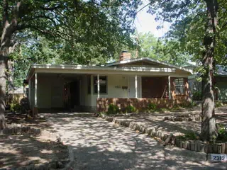 Sold home at 2312 N Donald Avenue