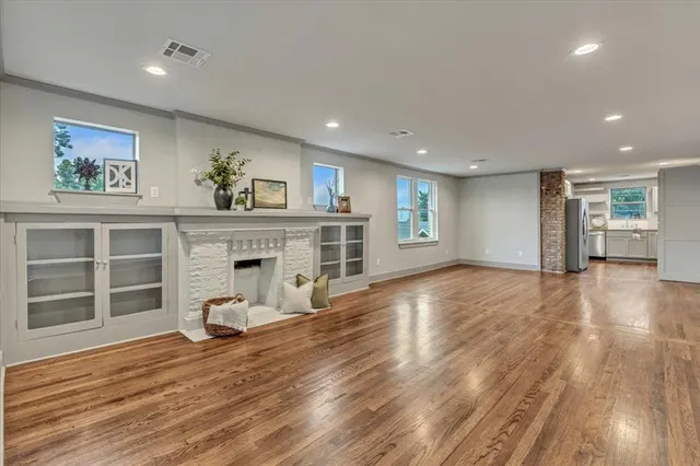 Photo 3 — 2808 N Robinson Avenue, Oklahoma City, OK 73103