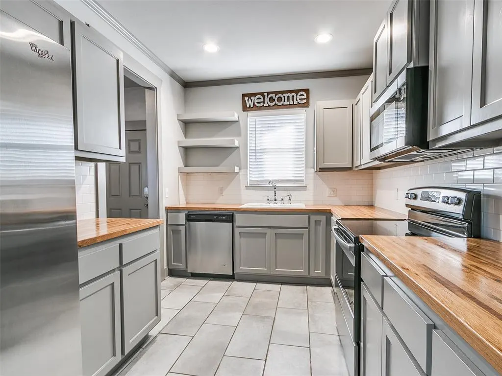 Photo 19 — 2808 N Robinson Avenue, Oklahoma City, OK 73103