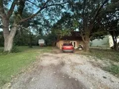 Photo 12 — 410 Legion Drive, Blackwell, OK 74631