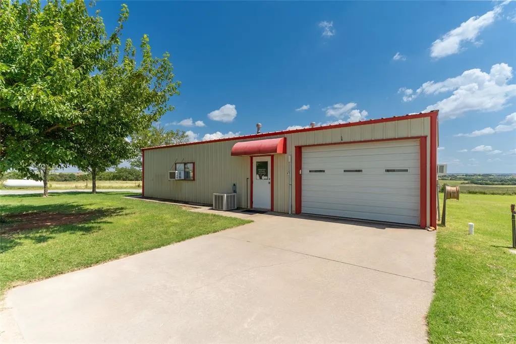 Photo 6 — 10057 N 2250 Road, Arapaho, OK 73620