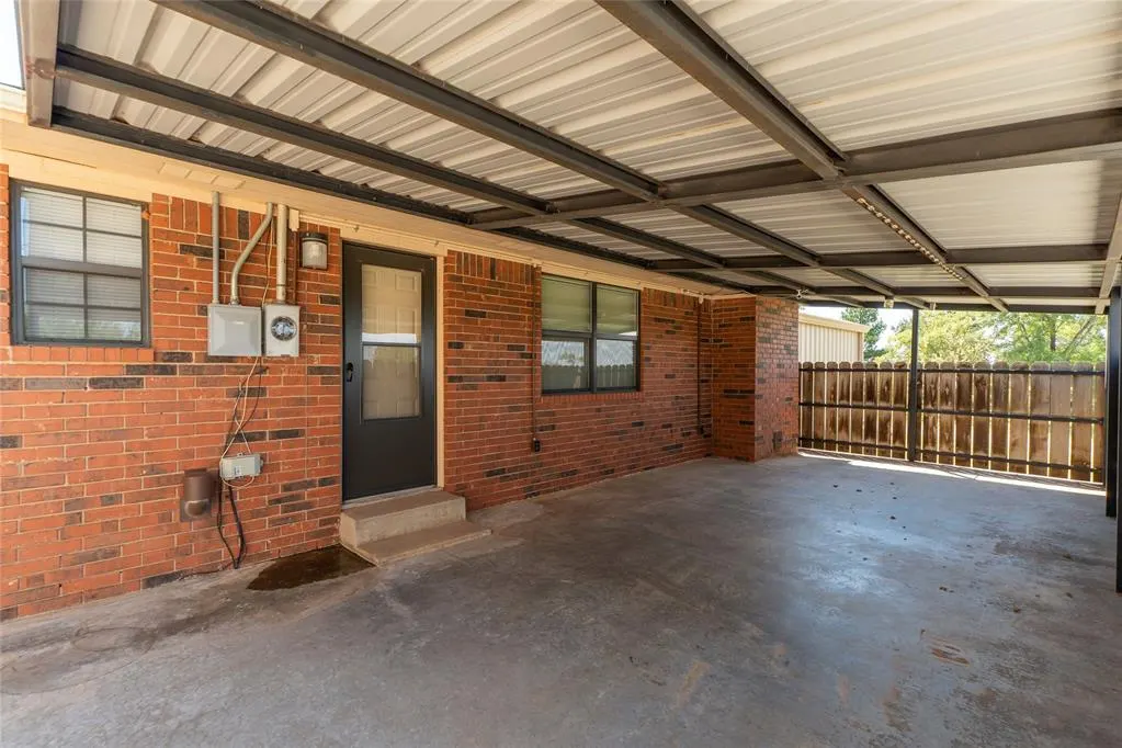 Photo 11 — 10057 N 2250 Road, Arapaho, OK 73620