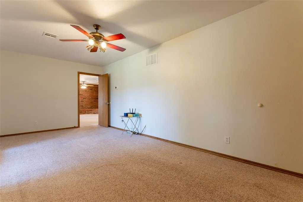 Photo 18 — 10057 N 2250 Road, Arapaho, OK 73620