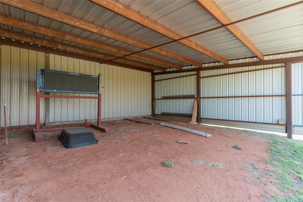 Photo 33 — 10057 N 2250 Road, Arapaho, OK 73620