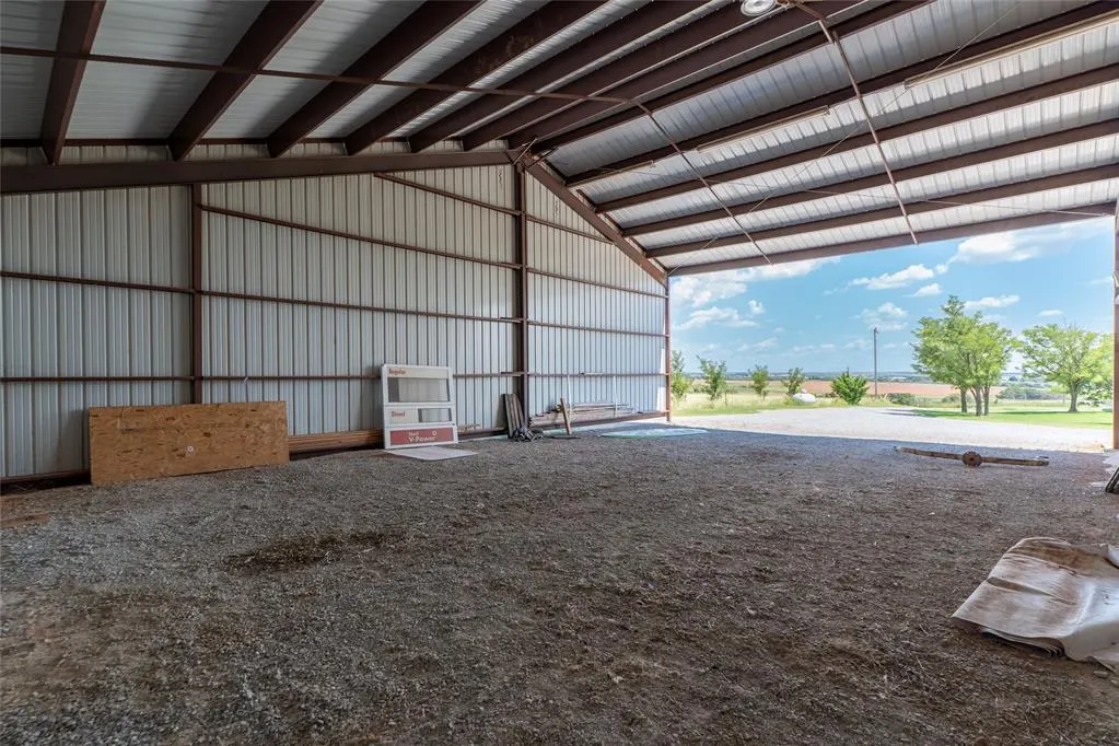 Photo 36 — 10057 N 2250 Road, Arapaho, OK 73620