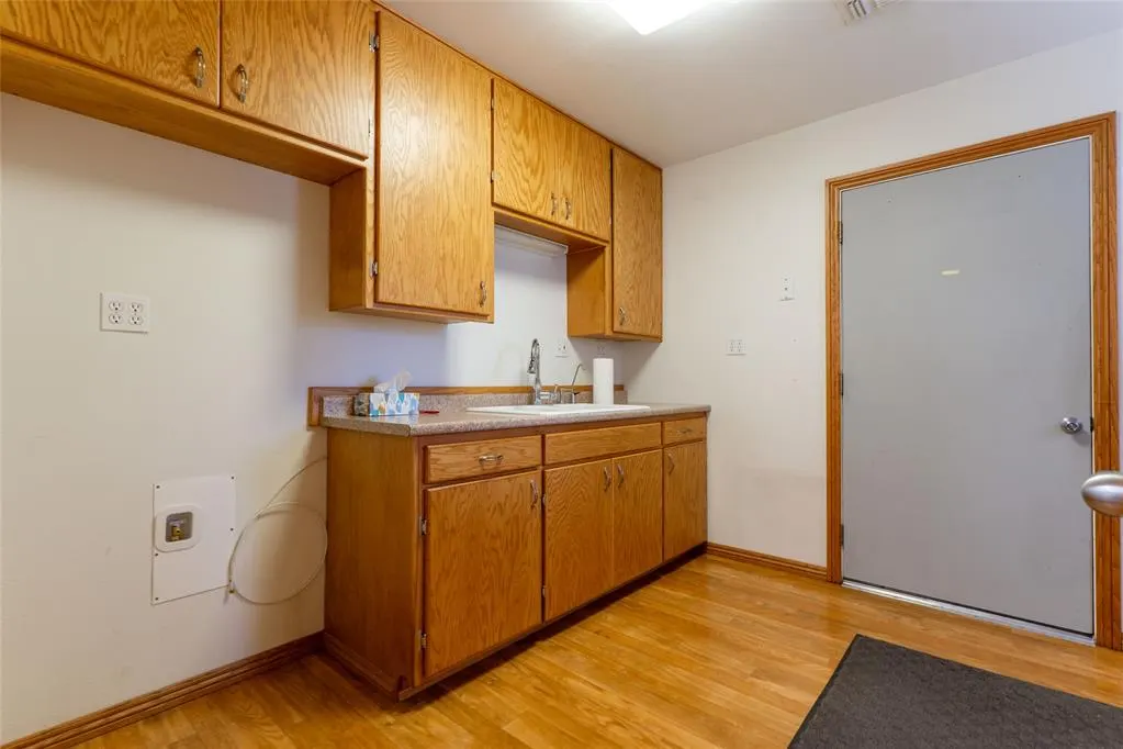 Photo 44 — 10057 N 2250 Road, Arapaho, OK 73620