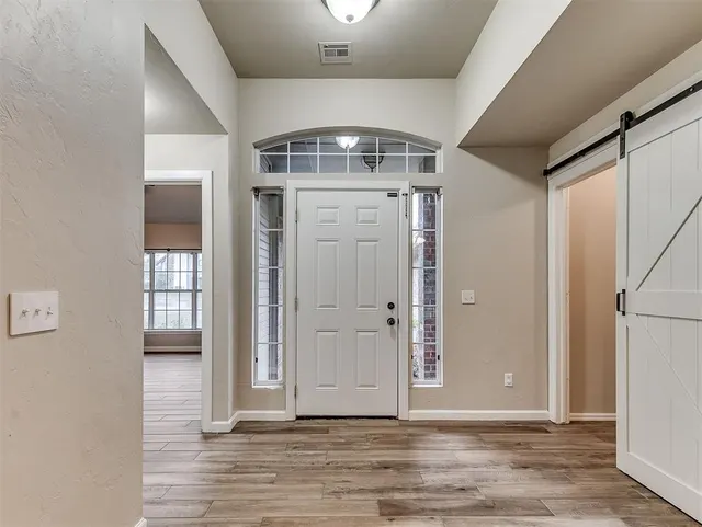 Photo 4 — 1011 Pruett Drive, Edmond, OK 73003