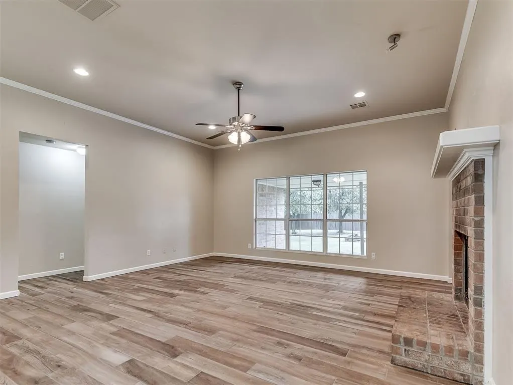 Photo 5 — 1011 Pruett Drive, Edmond, OK 73003