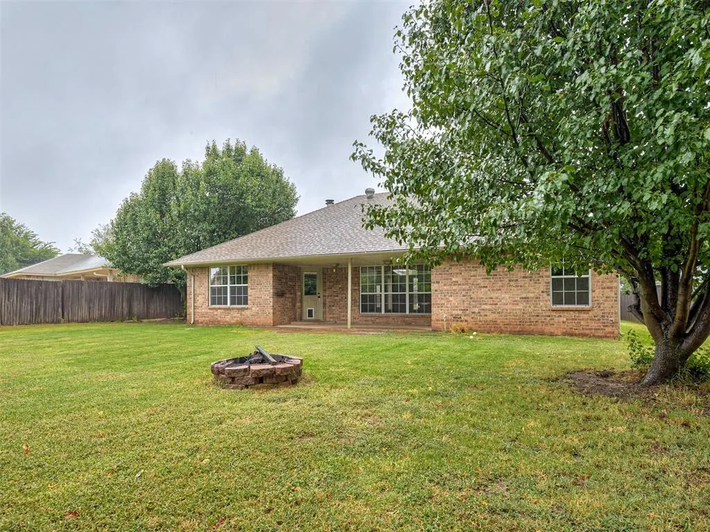 Photo 35 — 1011 Pruett Drive, Edmond, OK 73003