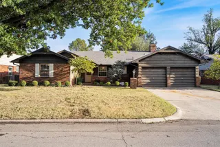 Sold home at 3012 Carlton Way